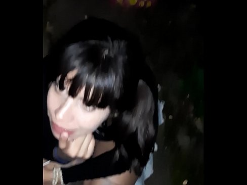 ❤️ In a strada pene gonfiatu in cambiu di caramelle ❤️❌ Video porno à noi