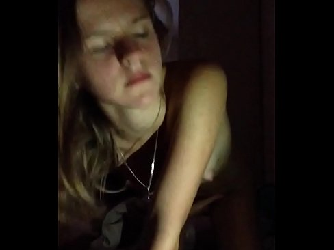 ❤️ Una ragazza si masturba è cums ❤️❌ Video porno à noi